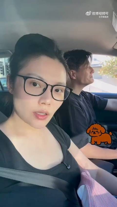 徐冬冬车内随口说英文，对比从前暴躁英语名场面，现在生活化口语真实又可爱