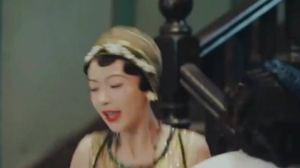“绿茶女秘书为了上位,费劲心思~”吴谨言