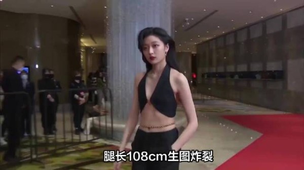 孙千生图腿长108cm!精修腰却粗4cm?网友:镜头是美貌刺客!