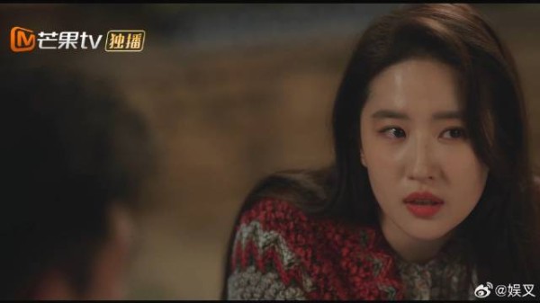 总裁对生活陷入焦虑，美女为鼓励他，让去自己房间