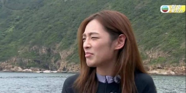 TVB港姐亚军素颜旧照又被翻出，被指不一样，亲认化妆前后差别大