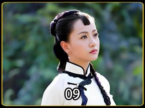 小丫鬟穿上主子的衣服勾引少爷，不料被大少奶奶当场抓住