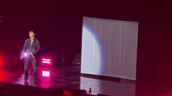 李赫宰出现! Cr:坠天姬不在服务区