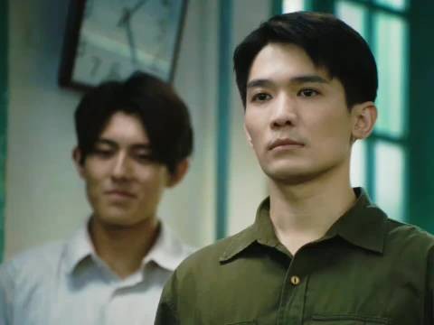 马憩不想孤身一人，心里却心事重重，只能选择保持距离， 交锋丨王凯 欧豪