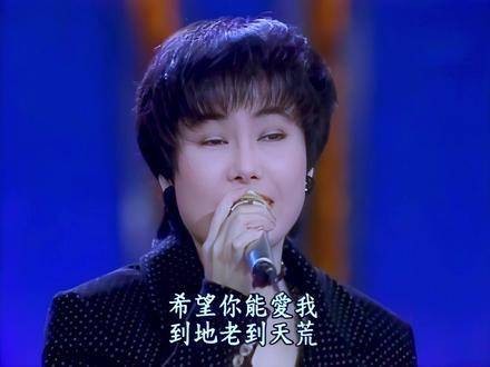 春喜的姐姐登场啦！她向来以台语歌见长，这次携手小哥共绎经典曲目《选择》！