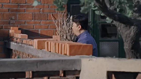 这种对孩子淳朴的爱，看得人嘴角不自觉上扬 生逢其时