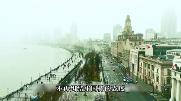 庄国栋出差思念成疾主动致电，误会解开机场重逢