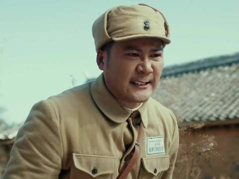 你摁住啊，要不就炸了！