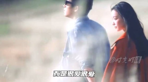 倪妮的3年刘雯的7年，樱花树下站谁都美，并柏然的爱给谁都热烈