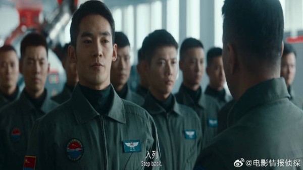 王一博测试频频输给队友,为找回面子,开口太逗!