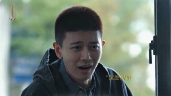 平日老实本分的保安,转眼就是暴虐杀人的魔鬼 任国超(任嘉伦)演员李晓强