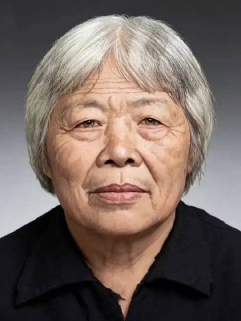 梅姨有虚假户口 假户口登记的年龄为71岁