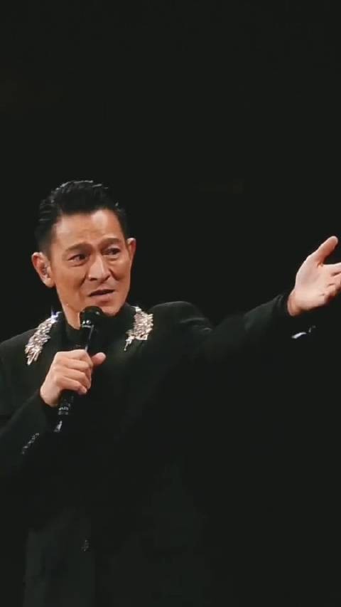 演唱会泪流满面