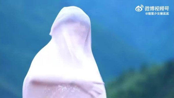 没人说林允吗?她把我美了一大跳