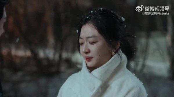 栾念雪地抢狗反复纠结名字，靠近尚之桃