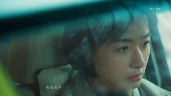 余文乐第一次饰演悍匪头目，就上演了教科书级别的银行劫案