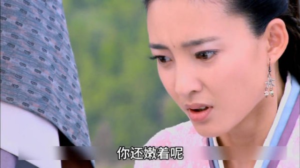 慎儿为了荣华富贵，竟将大汉皇上给调包…
