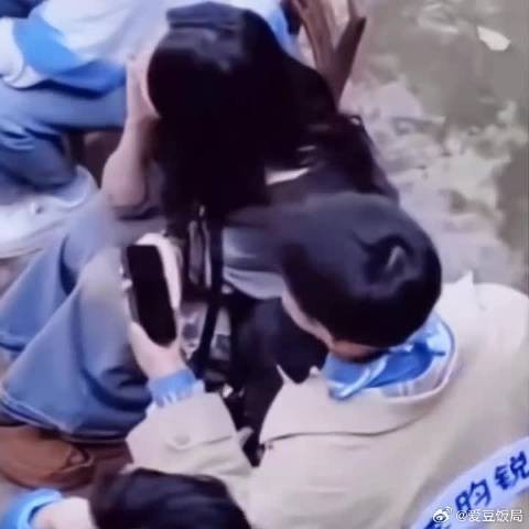 爱一个人爱到如此慷慨又自私