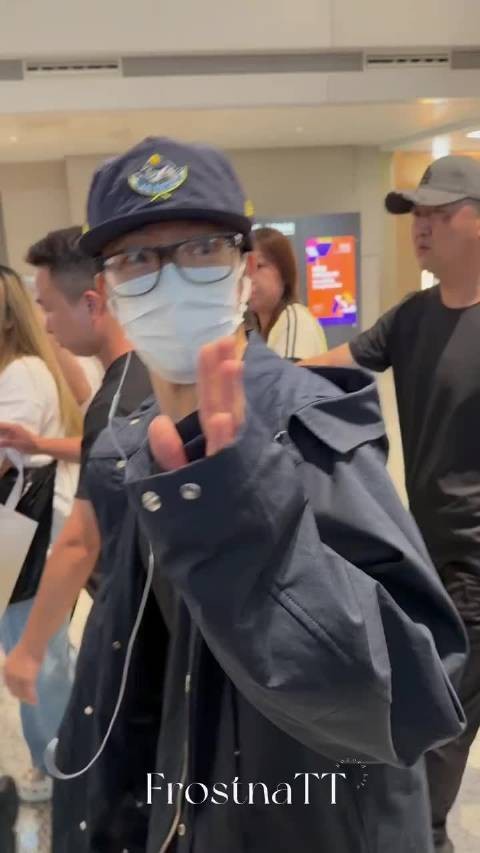 李东海solo 260910 SHA到达李东海 软乎乎回答的小豆
