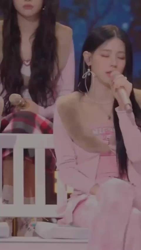 赵美延歌声好像叙事一样 倾诉感也太强了