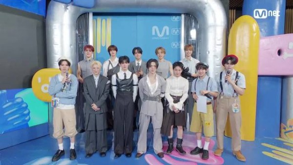 260910 &TEAM - MC采访 @ MCD