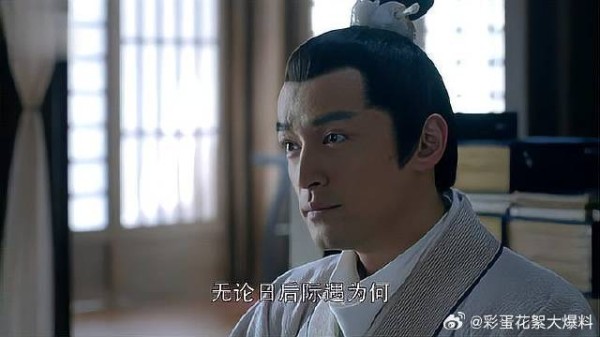 誉王痛失庆国公,更加想拉拢梅长苏,向他疯狂示好