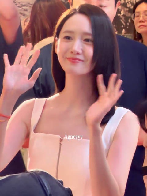 Y 260911 林允儿 雪花秀新加坡快闪活动 相关饭拍