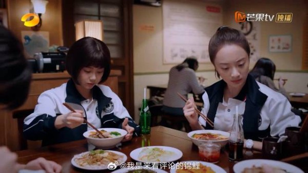 齐明月来李尖尖家 被三人举作羡慕到,也想有个哥哥