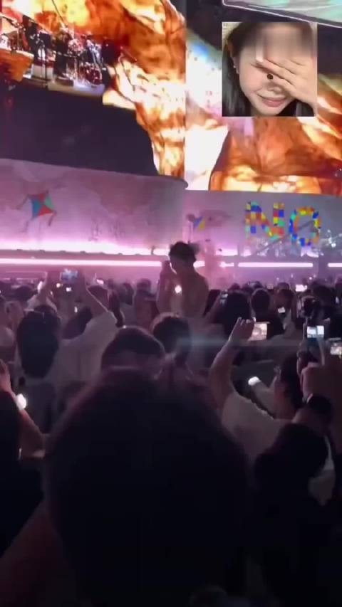 浪漫本身没有错，但演唱会是公共场合，这种求婚确实挺让人讨厌的！