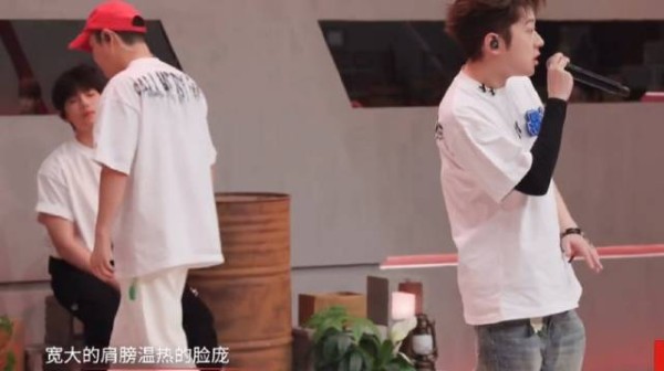 王以太写的听得人很舒适的一段rap，期待这周的公演舞台