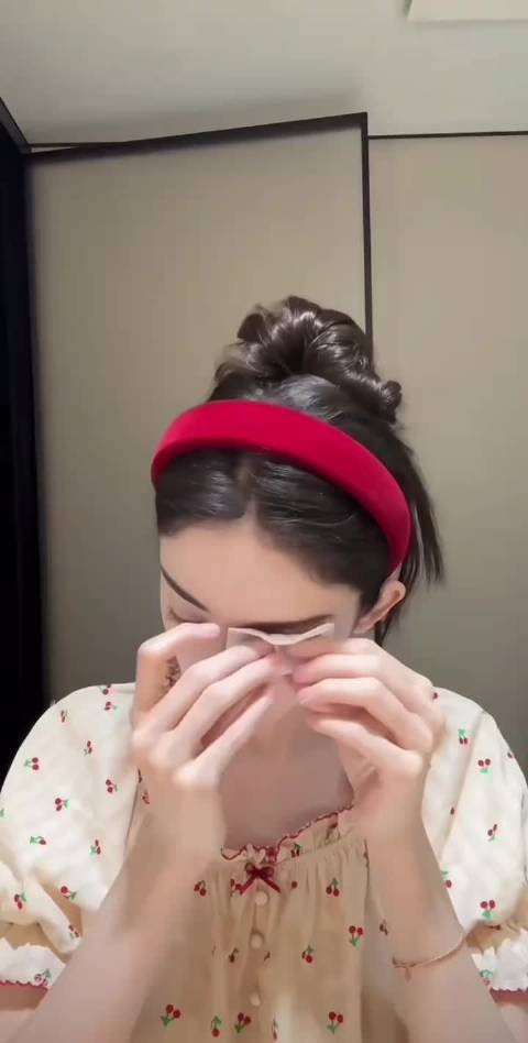 娜扎每天早上起来一看镜子都要被自己美一大跳吧,女娲,你对我真的没有愧疚吗