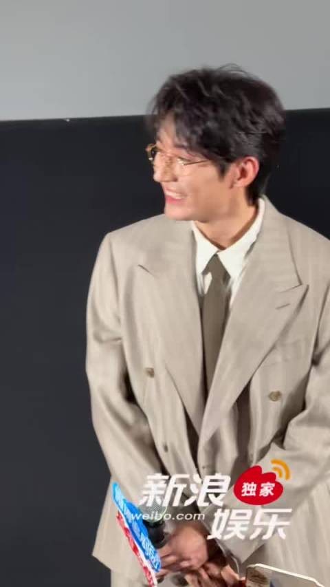 回应，“大家都想好好活着，没有时间对大爷心动”这个大爷还是太直率啦！