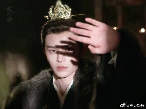 天光乍破，从此再无困住你的长夜了