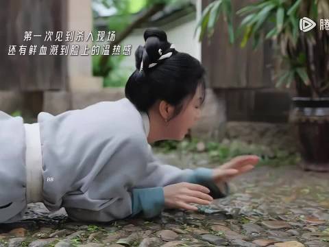 拒绝悬浮女主设定，谭松韵演出普通人见到凶案的本能害怕，细节满满