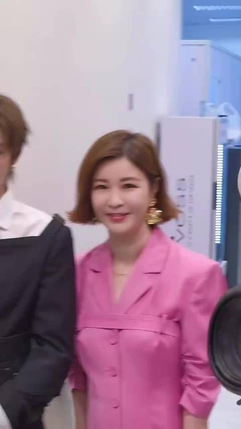 陈赫杜华等老板携艺人团建，拟邀名单曝光