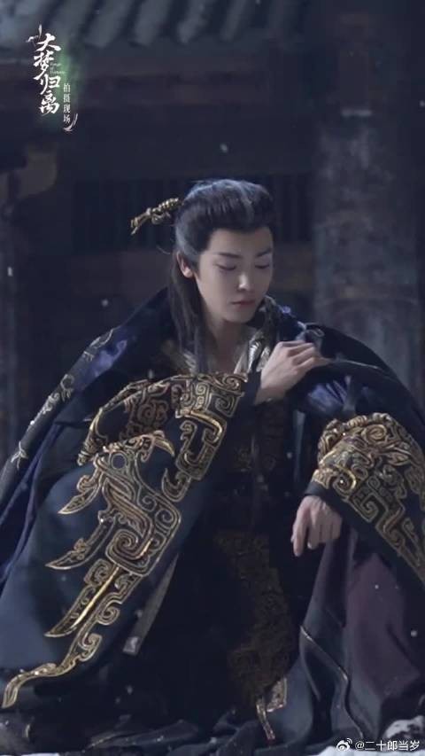 激烈哭戏幕后“突然开朗”，你们把自己哄好了，我就也被哄好了！