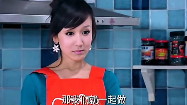 曾小贤搬家遇惊魂，美嘉关谷发现怪异生物