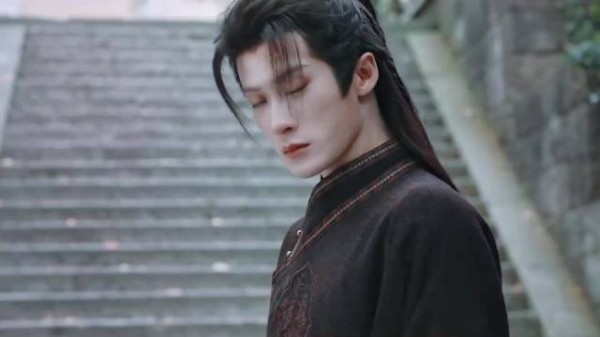 檀健次卢昱晓主演，何不同舟渡登顶古装剧期待榜
