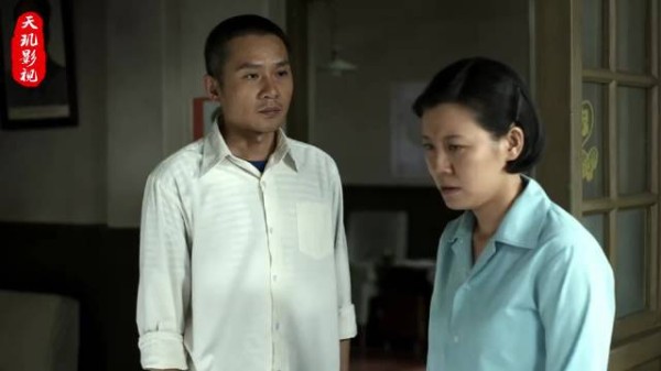父母爱情：十年后才懂，老丁明明看不上德华，婚后为何难舍难分