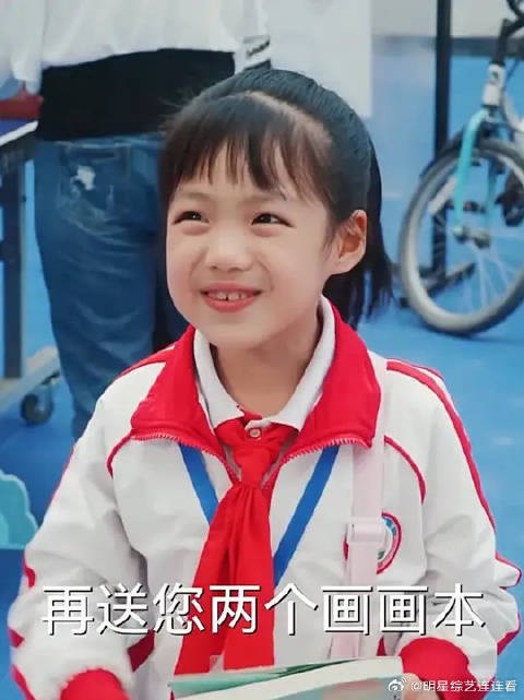 糖豆果宝打小就是销冠!两个萌娃各种花式推销,想不赚钱都难啊!