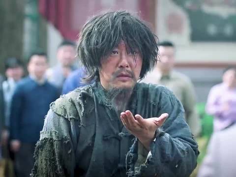 乞丐救了富家太太，没想到竟是自己失散多年的亲姐…..