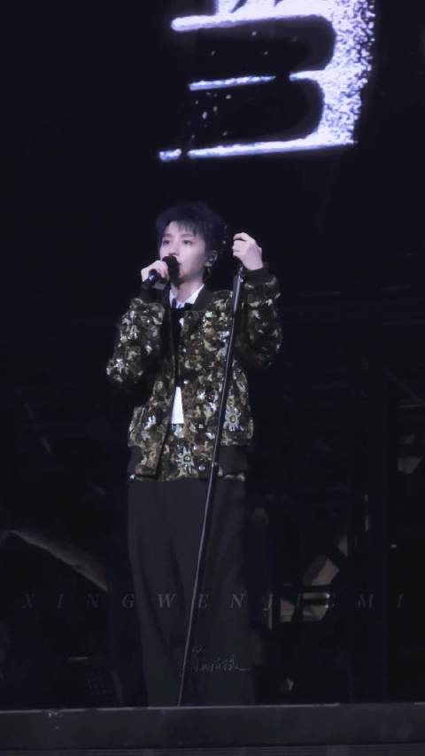 王俊凯北京演唱会Talking：每次唱《从前》都会想到童年发生的事情