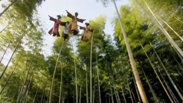 沃德天，这什么跟什么啊，我居然还看完了，（秋禾）