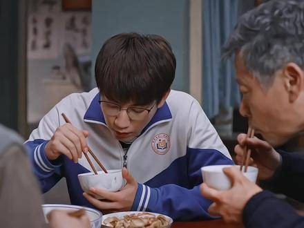 “终究不是亲生的，曹东方肉眼可见的偏心”