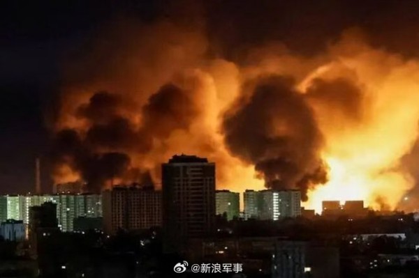乌克兰一夜出动超1600架无人机，泽连斯基要求俄结束战争