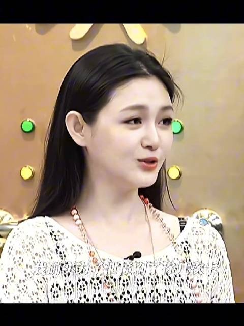 张颖颖又发文了,矛头直对汪小菲,说明四点问题: 张颖颖怒骂马晓梅之后…