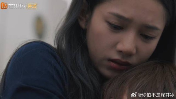 妈妈最终死在怀里，苗靖想起两人美好的记忆，崩溃痛哭