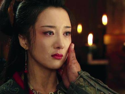 何润东与李依晓共演《霸王别姬》，每一瞥皆蕴千言