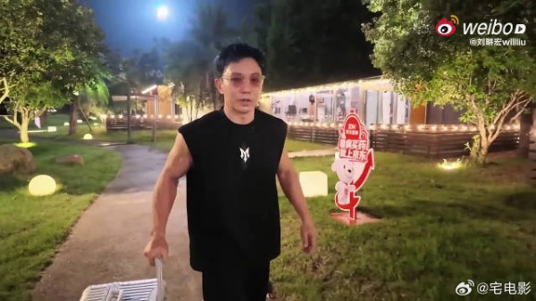 人虽离开,善意仍在,刘畊宏牵挂哥哥们的健康,温柔底色一直没变