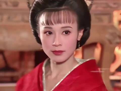 感觉跟配角无关，女主古装本身就没惊艳的感觉